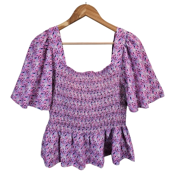 NWT Simply Southern Pink Paisley Smocked Top With Ruffle Hem Size Large Coastal - Picture 2 of 13